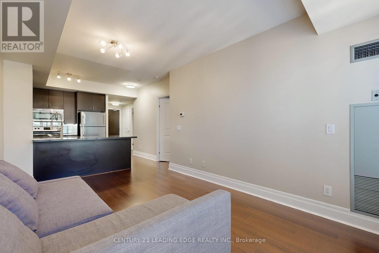 906 - 131 Upper Duke Crescent, Markham, Ontario  L6G 0C9 - Photo 6 - N12457905