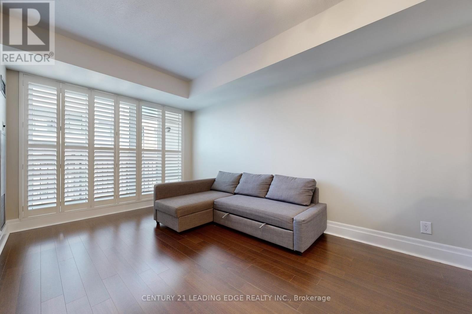 906 - 131 Upper Duke Crescent, Markham, Ontario  L6G 0C9 - Photo 8 - N12457905