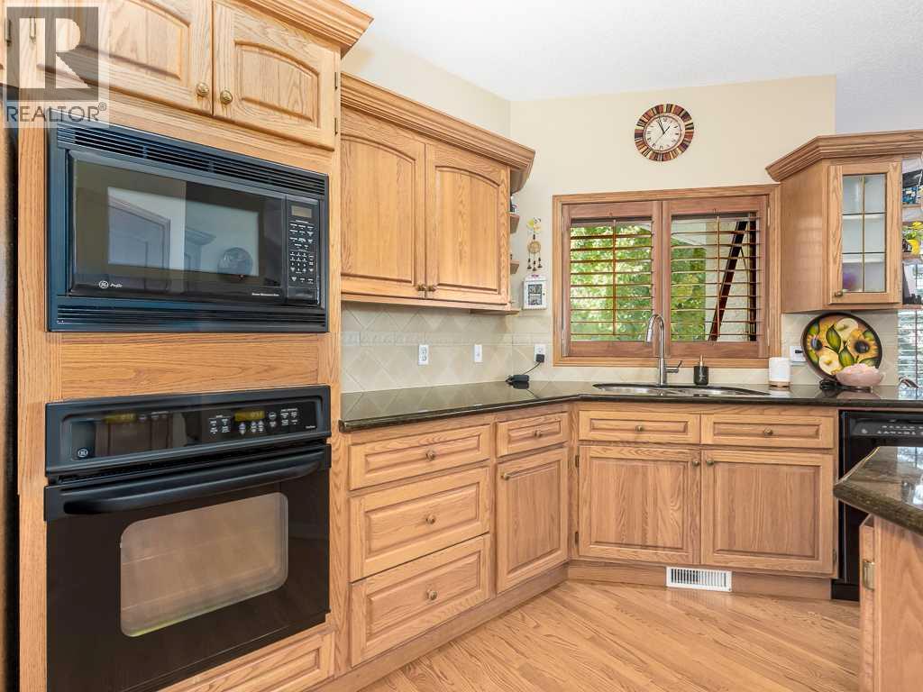 51 Hamptons Drive Nw, Calgary, Alberta  T3A 5H7 - Photo 17 - A2263908