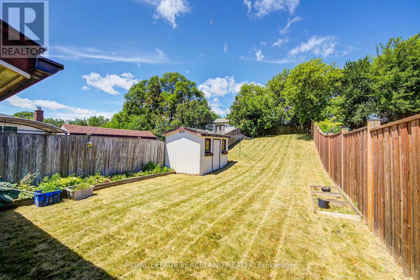 718 Eaglemount Crescent, Mississauga, Ontario  L5C 1N9 - Photo 48 - W12373874