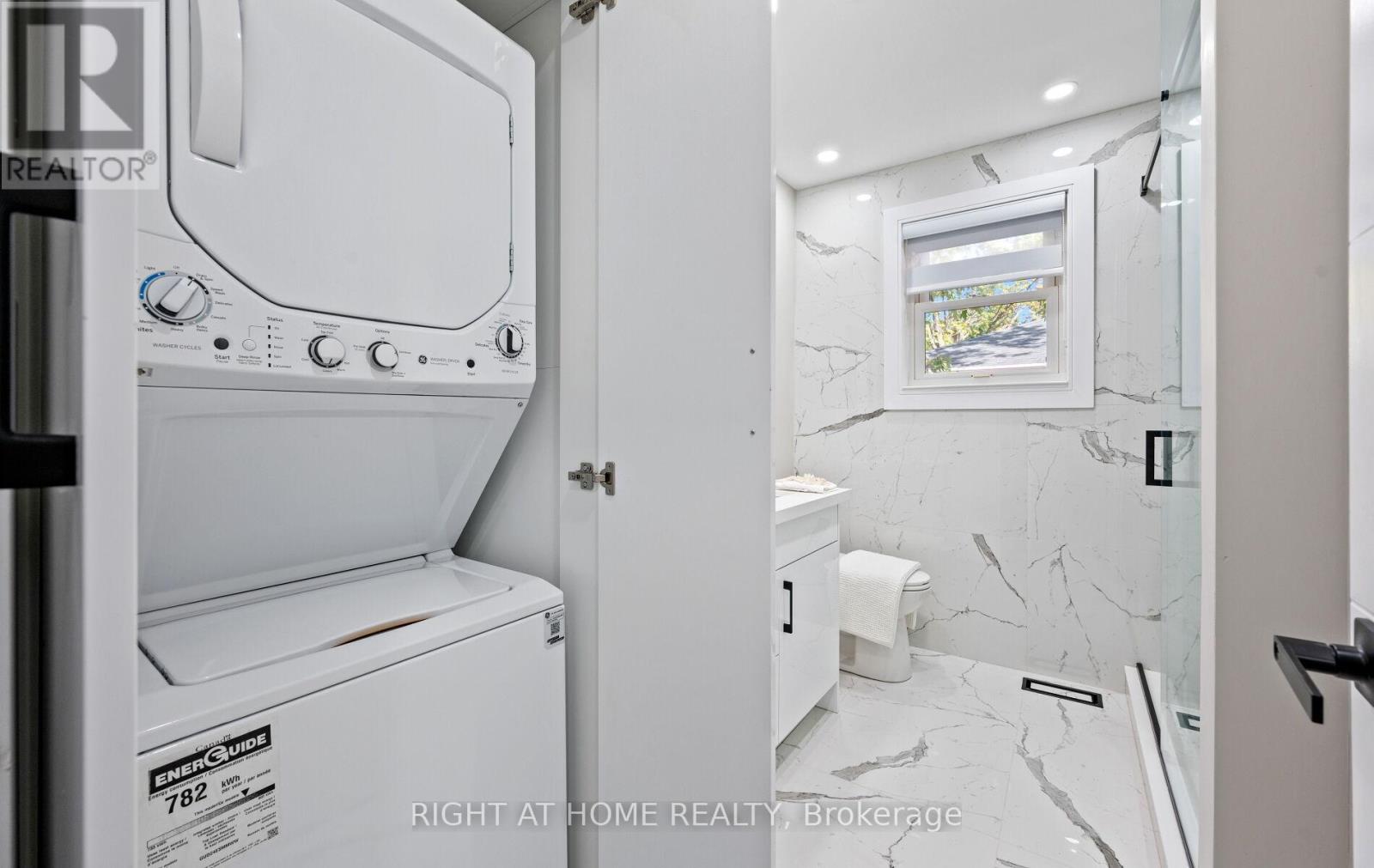 1395 Niels Avenue, Burlington, Ontario  L7P 2E6 - Photo 45 - W12457903