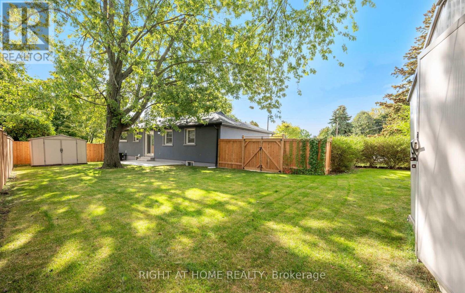 1395 Niels Avenue, Burlington, Ontario  L7P 2E6 - Photo 48 - W12457903