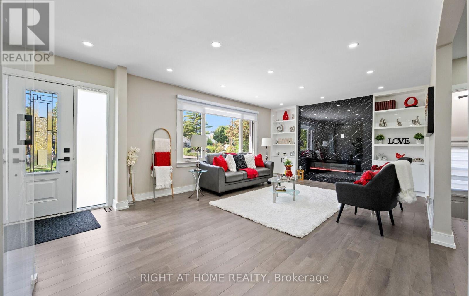 1395 Niels Avenue, Burlington, Ontario  L7P 2E6 - Photo 5 - W12457903