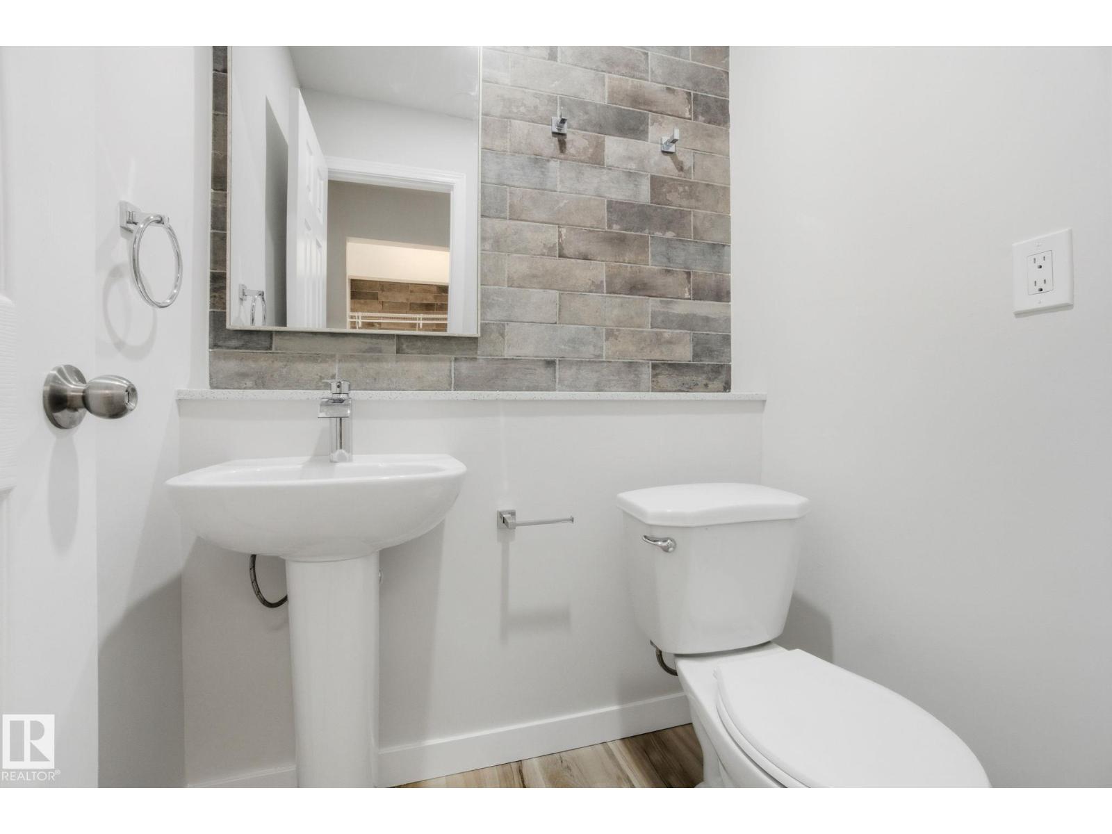 71 Lancaster Tc Nw, Edmonton, Alberta  T5X 5S5 - Photo 4 - E4461785