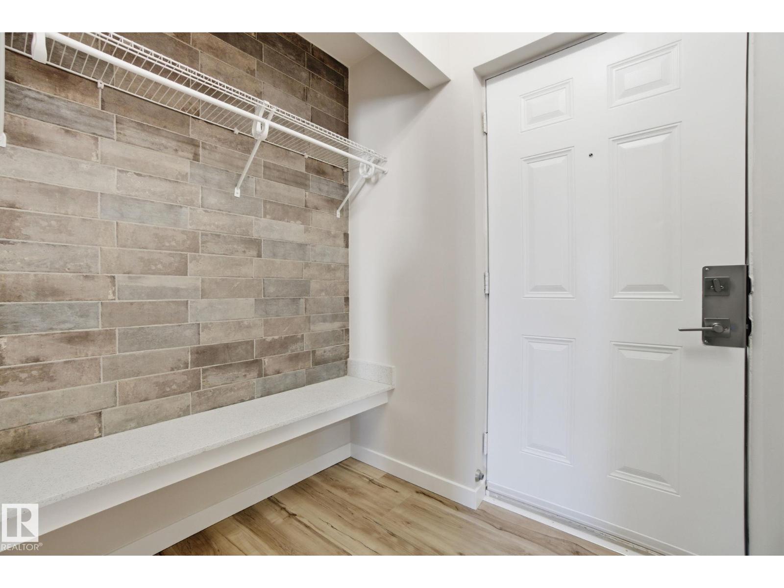71 Lancaster Tc Nw, Edmonton, Alberta  T5X 5S5 - Photo 2 - E4461785