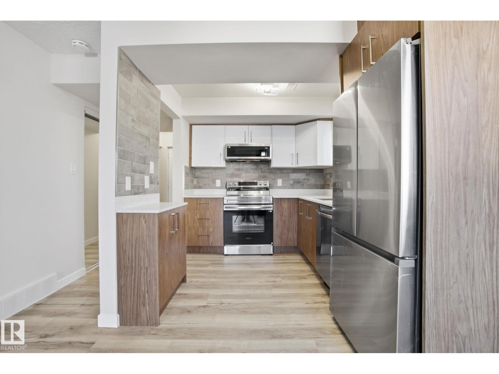 71 Lancaster Tc Nw, Edmonton, Alberta  T5X 5S5 - Photo 9 - E4461785
