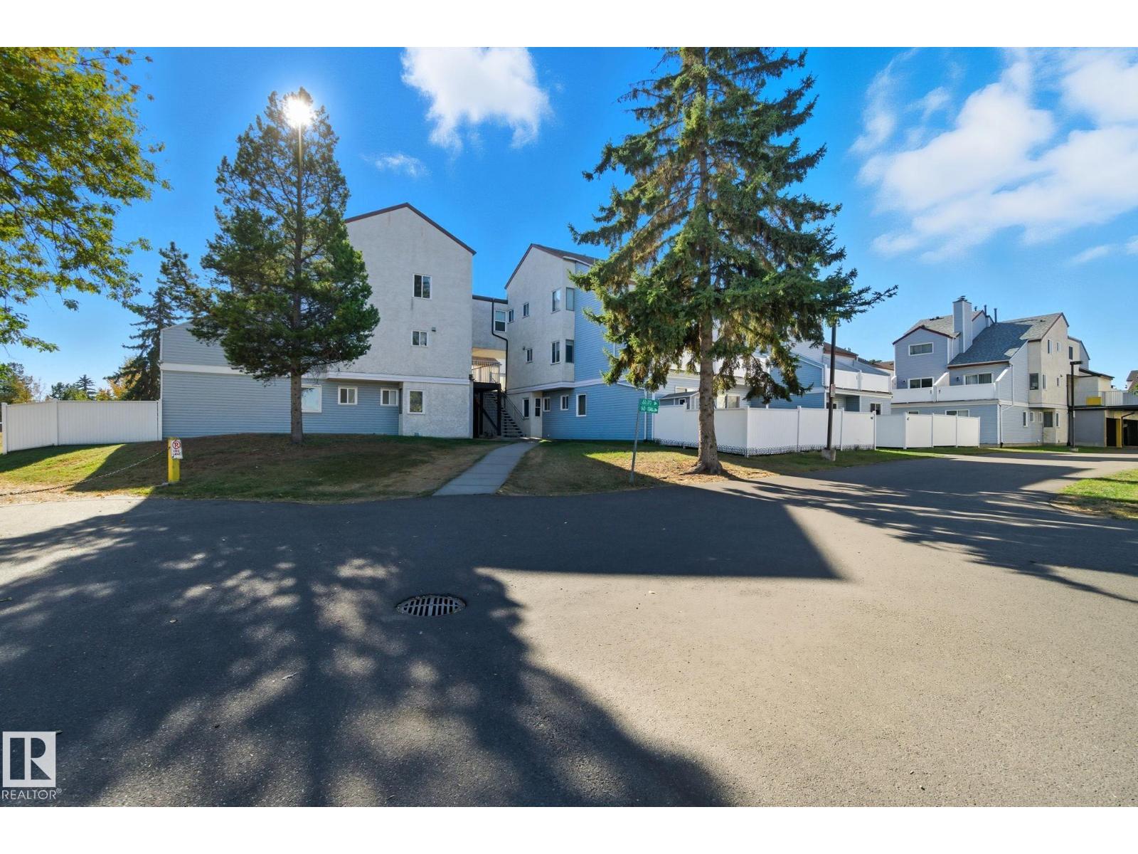 71 Lancaster Tc Nw, Edmonton, Alberta  T5X 5S5 - Photo 43 - E4461785