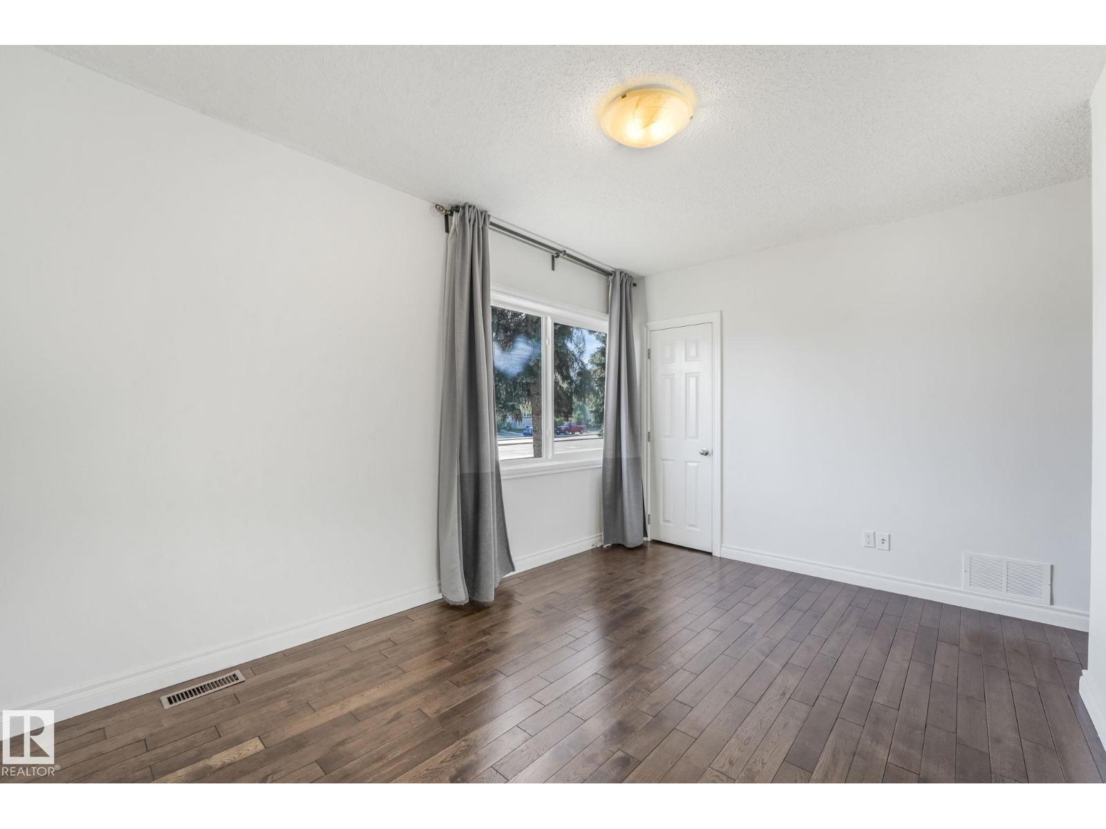 10622 61 Av Nw, Edmonton, Alberta  T6H 1L7 - Photo 13 - E4461786