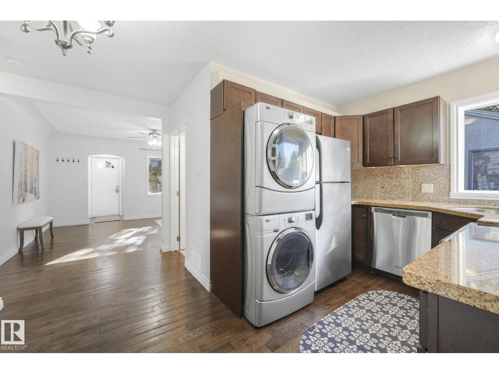 10622 61 Av Nw, Edmonton, Alberta  T6H 1L7 - Photo 7 - E4461786