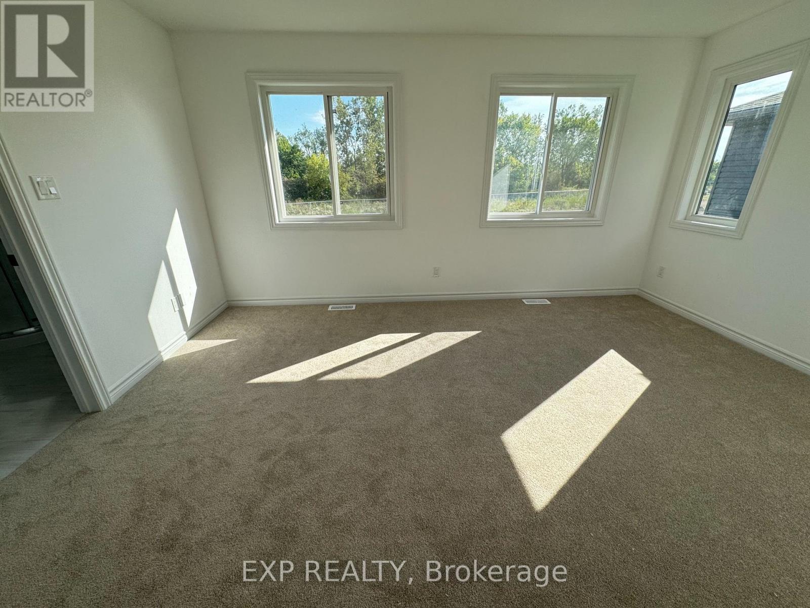 47 Laugher Ave Avenue, Welland, Ontario  L3B 0N6 - Photo 22 - X12457922