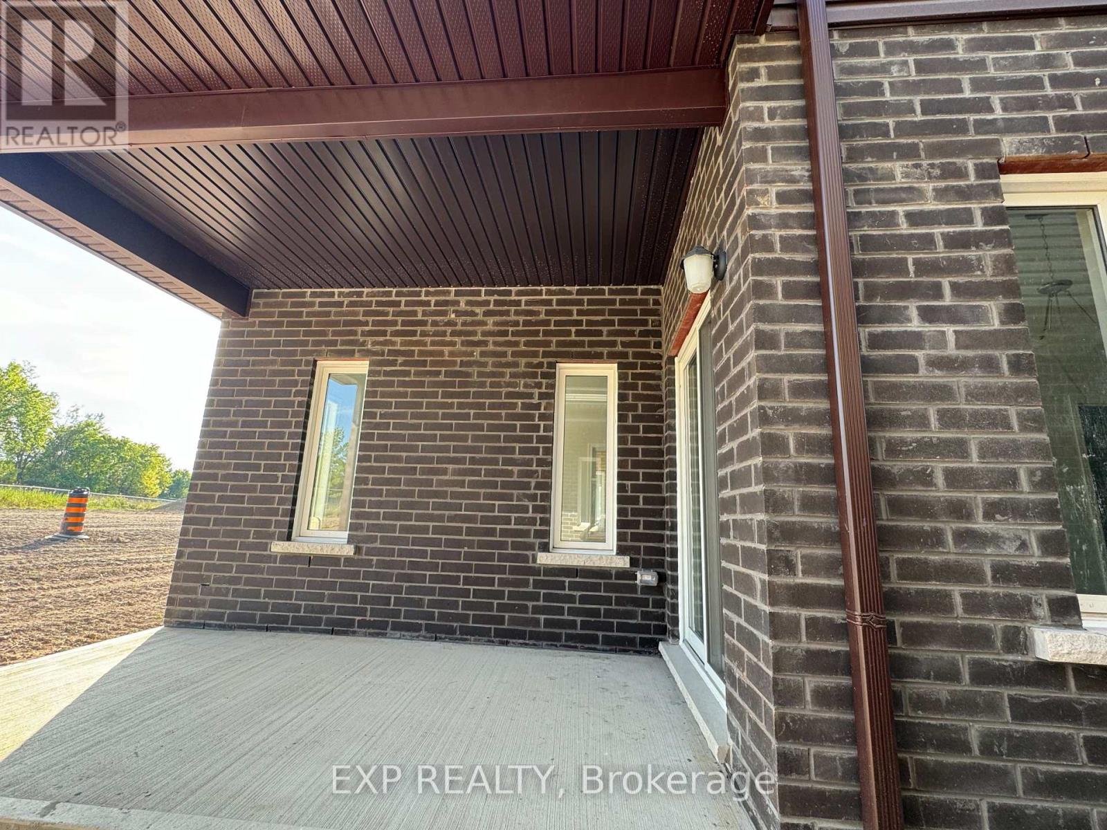 47 Laugher Ave Avenue, Welland, Ontario  L3B 0N6 - Photo 25 - X12457922