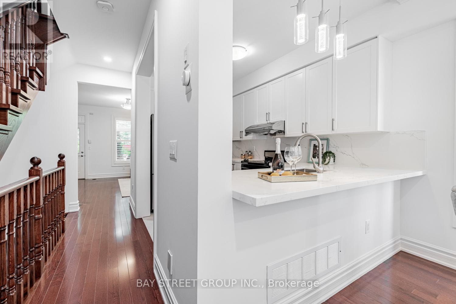 35 William Poole Way, Toronto, Ontario  M2N 7A6 - Photo 11 - C12457915