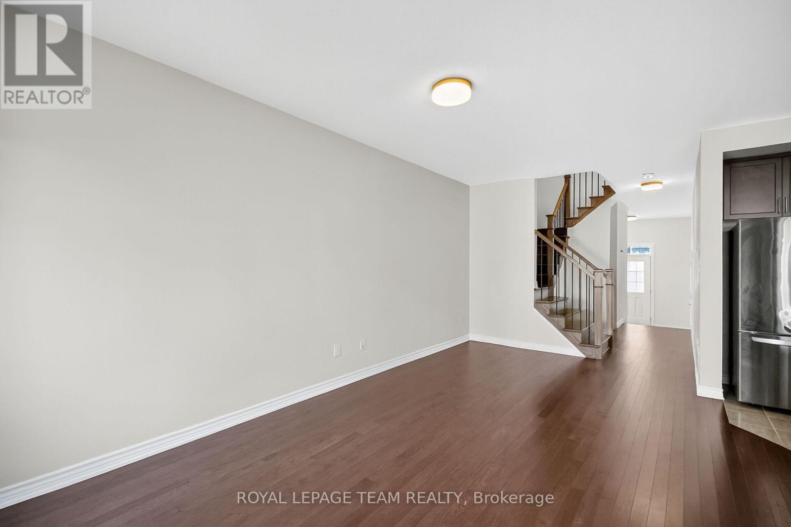 548 Flagstaff Drive, Ottawa, Ontario  K2J 6T5 - Photo 20 - X12457914