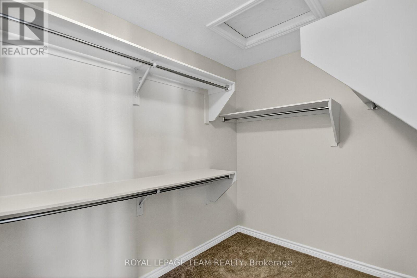 548 Flagstaff Drive, Ottawa, Ontario  K2J 6T5 - Photo 32 - X12457914