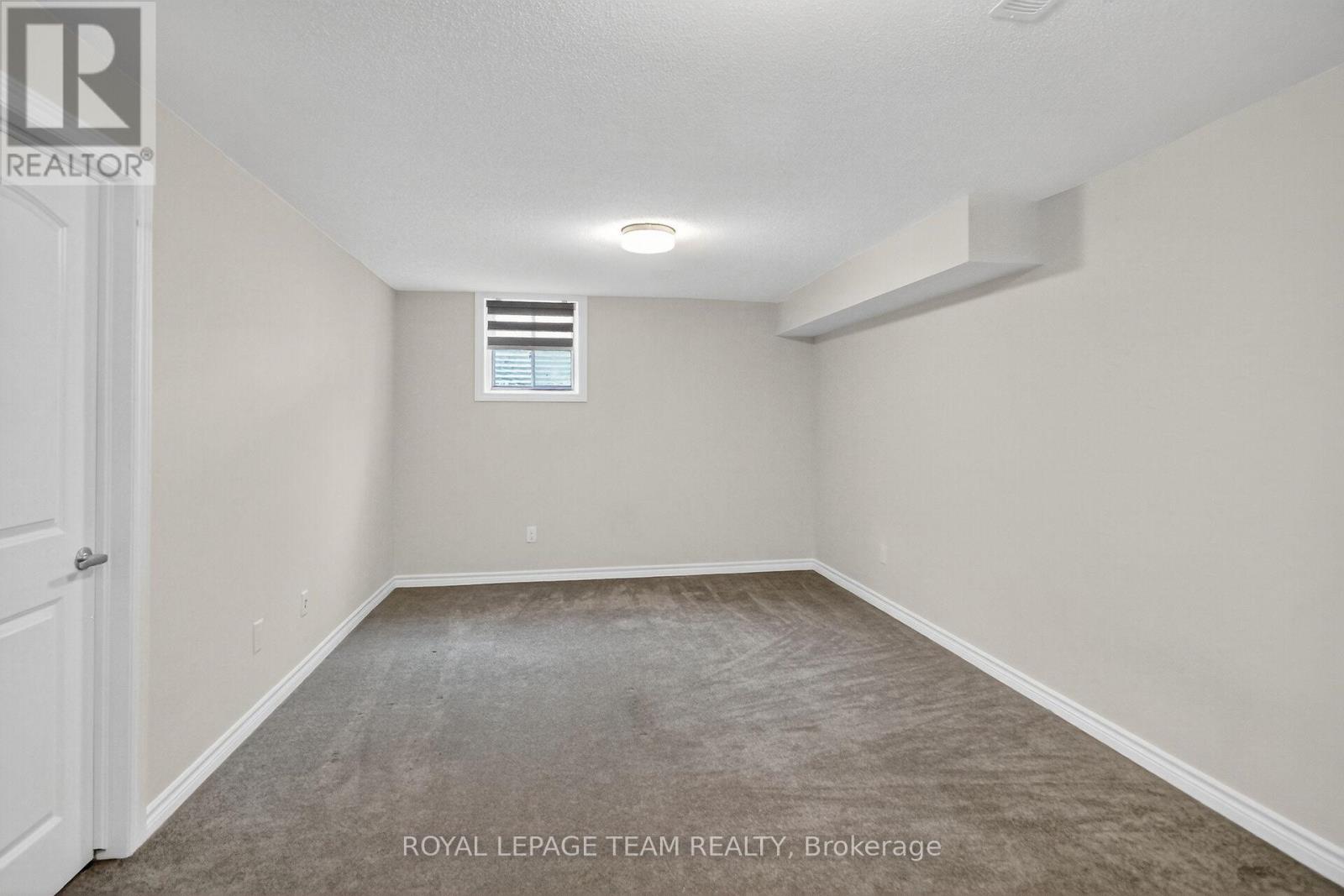 548 Flagstaff Drive, Ottawa, Ontario  K2J 6T5 - Photo 42 - X12457914
