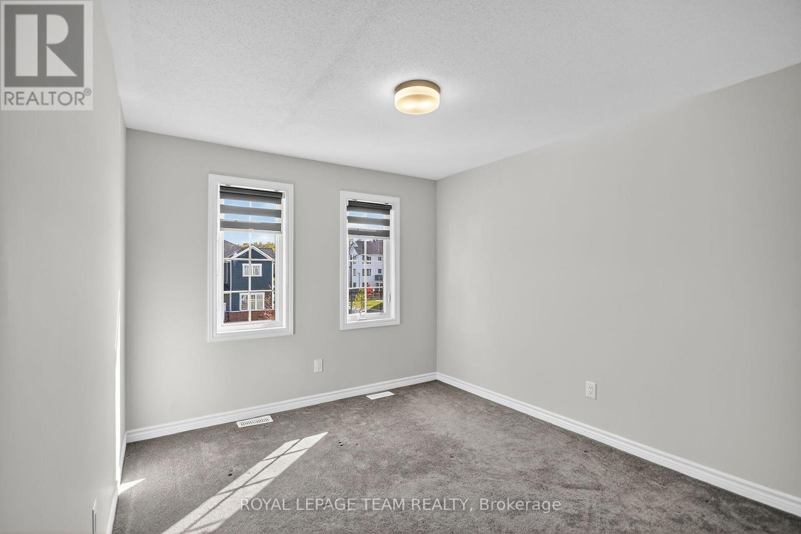 548 Flagstaff Drive, Ottawa, Ontario  K2J 6T5 - Photo 38 - X12457914