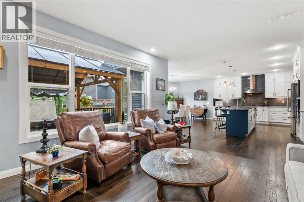 136 Kinniburgh Drive, Chestermere, Alberta  T1X 0T8 - Photo 19 - A2232363