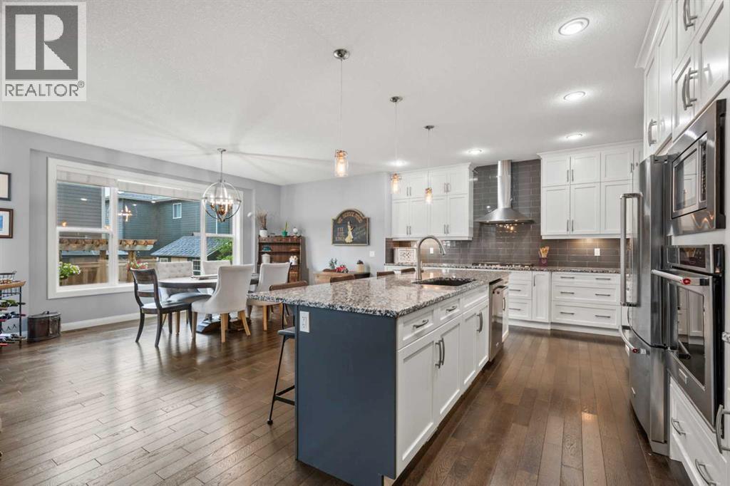 136 Kinniburgh Drive, Chestermere, Alberta  T1X 0T8 - Photo 11 - A2232363