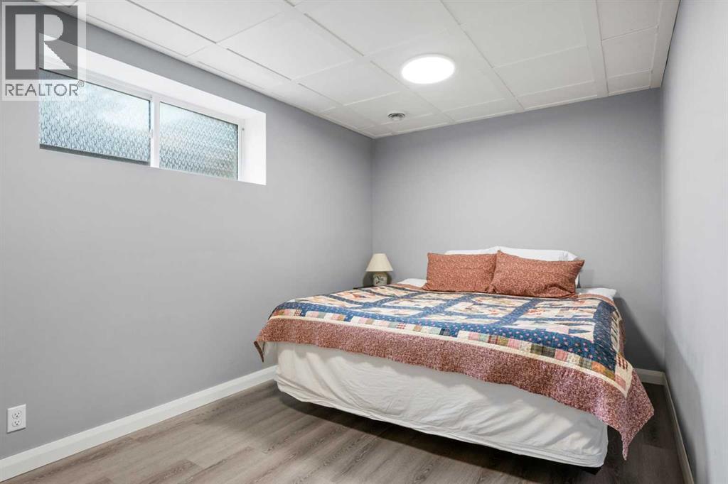 136 Kinniburgh Drive, Chestermere, Alberta  T1X 0T8 - Photo 40 - A2232363