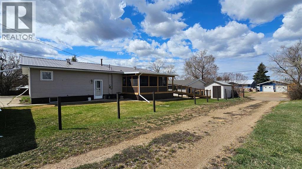 4501 54 Avenue, Castor, Alberta  T0C 0X0 - Photo 6 - A2257810