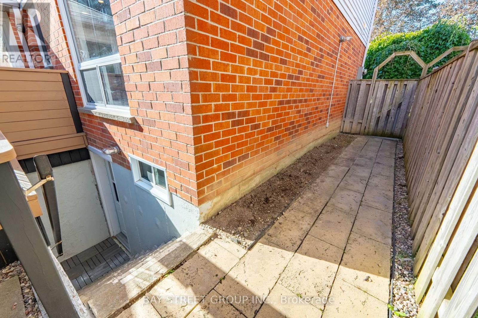 7 Empson Court, Ajax, Ontario  L1S 3Y3 - Photo 34 - E12453368