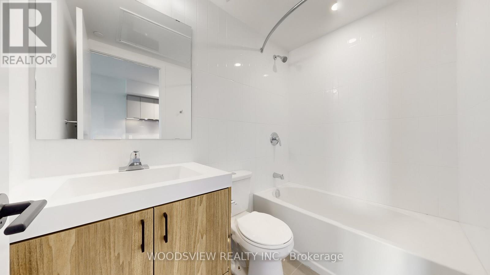 2709 - 185 Enfield Place, Mississauga, Ontario  L5B 0R3 - Photo 8 - W12457916