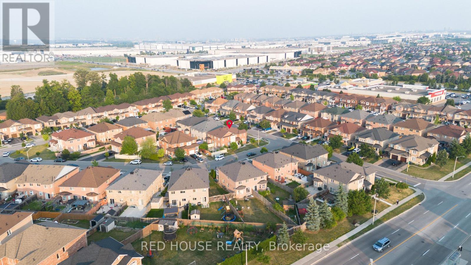 78 Passfield Trail, Brampton, Ontario  L6P 1V1 - Photo 2 - W12457924