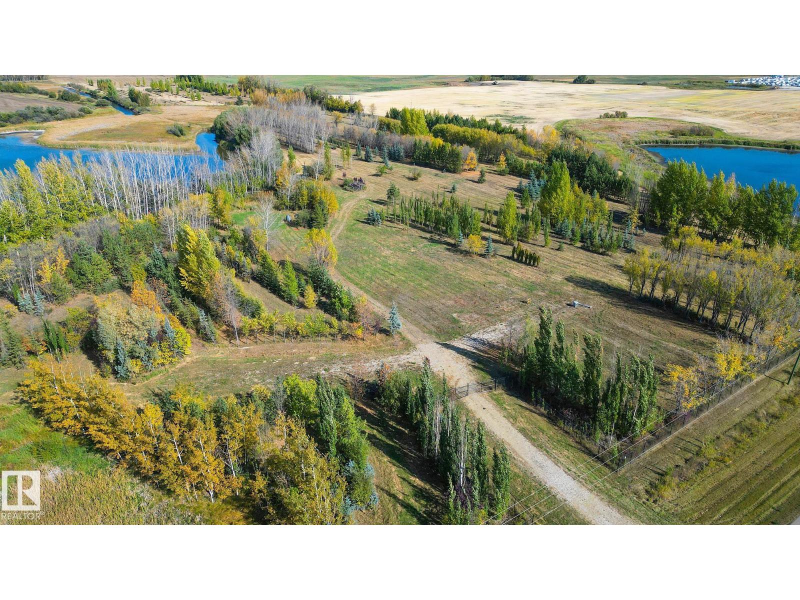 1020 Highway 16, Rural Parkland County, Alberta  T7Z 0J6 - Photo 4 - E4459805