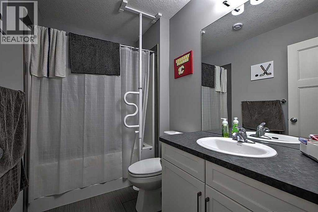 94 Masters Mews Se, Calgary, Alberta  T3M 2B4 - Photo 34 - A2263683
