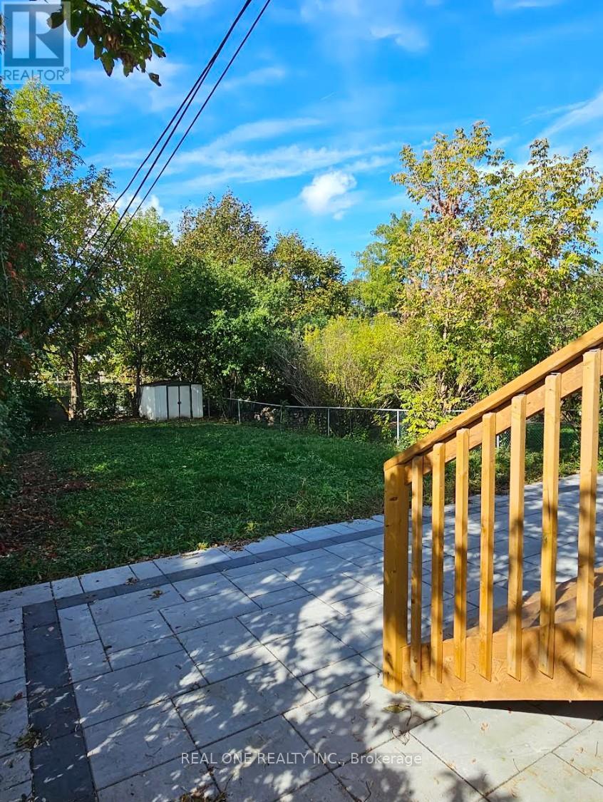 1242 Pharmacy Avenue, Toronto, Ontario  M1R 2H9 - Photo 23 - E12455844