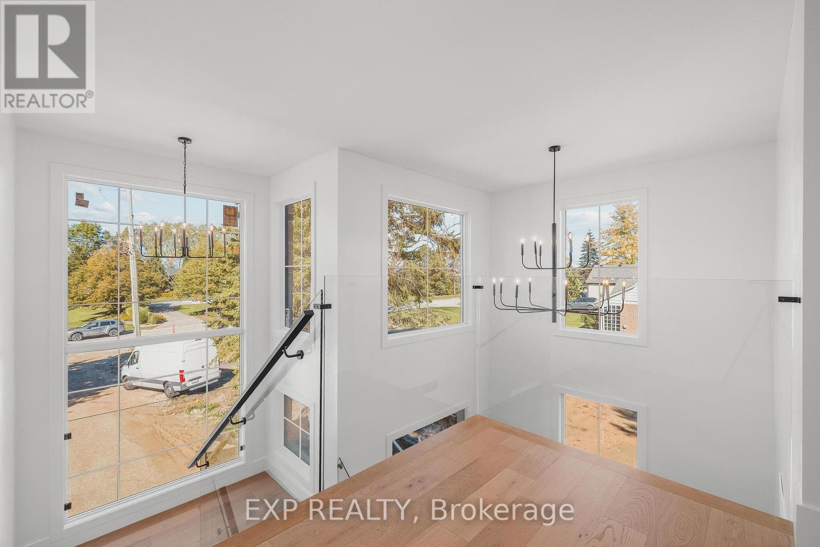 1060 Walton Avenue N, North Perth, Ontario  N0B 2T0 - Photo 21 - X12404442