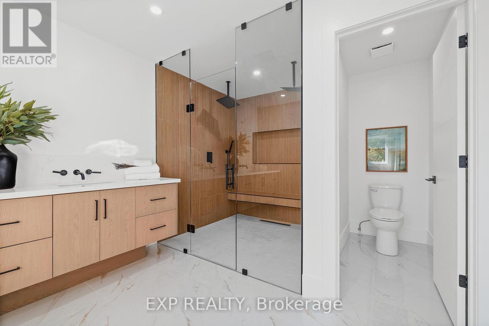 1060 Walton Avenue N, North Perth, Ontario  N0B 2T0 - Photo 28 - X12404442