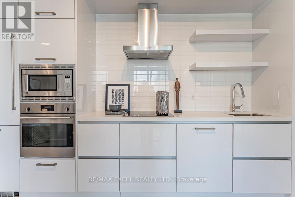 1302 - 2221 Yonge Street, Toronto, Ontario  M4S 0B8 - Photo 13 - C12457929