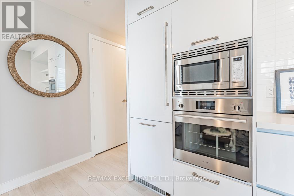1302 - 2221 Yonge Street, Toronto, Ontario  M4S 0B8 - Photo 15 - C12457929