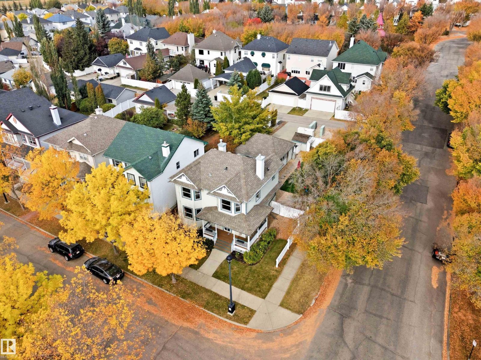1804 Tanner Wd Nw, Edmonton, Alberta  T6R 2S6 - Photo 3 - E4461789