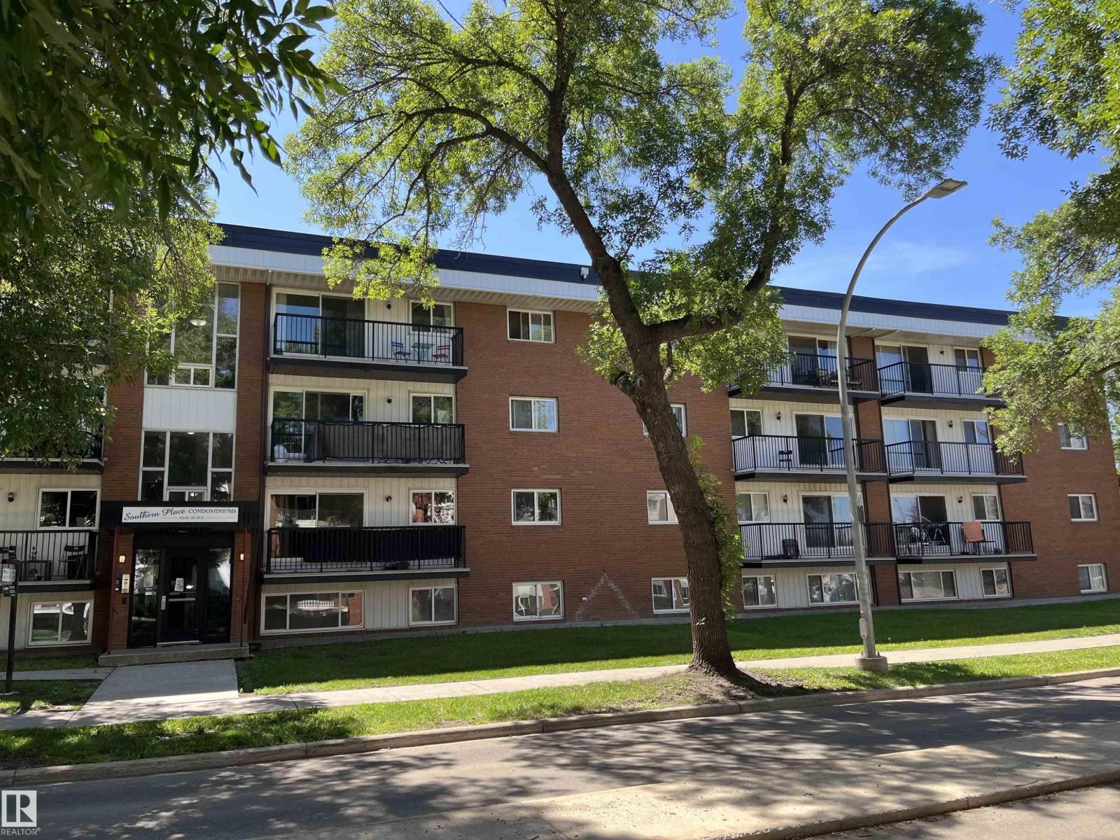 #201 10149 83 Av Nw, Edmonton, Alberta  T6E 2C5 - Photo 4 - E4461791