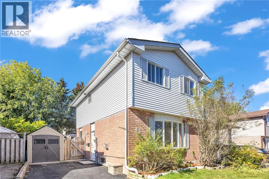 43 Connelly Drive, Kitchener, Ontario  N2N 2T7 - Photo 1 - 40777499