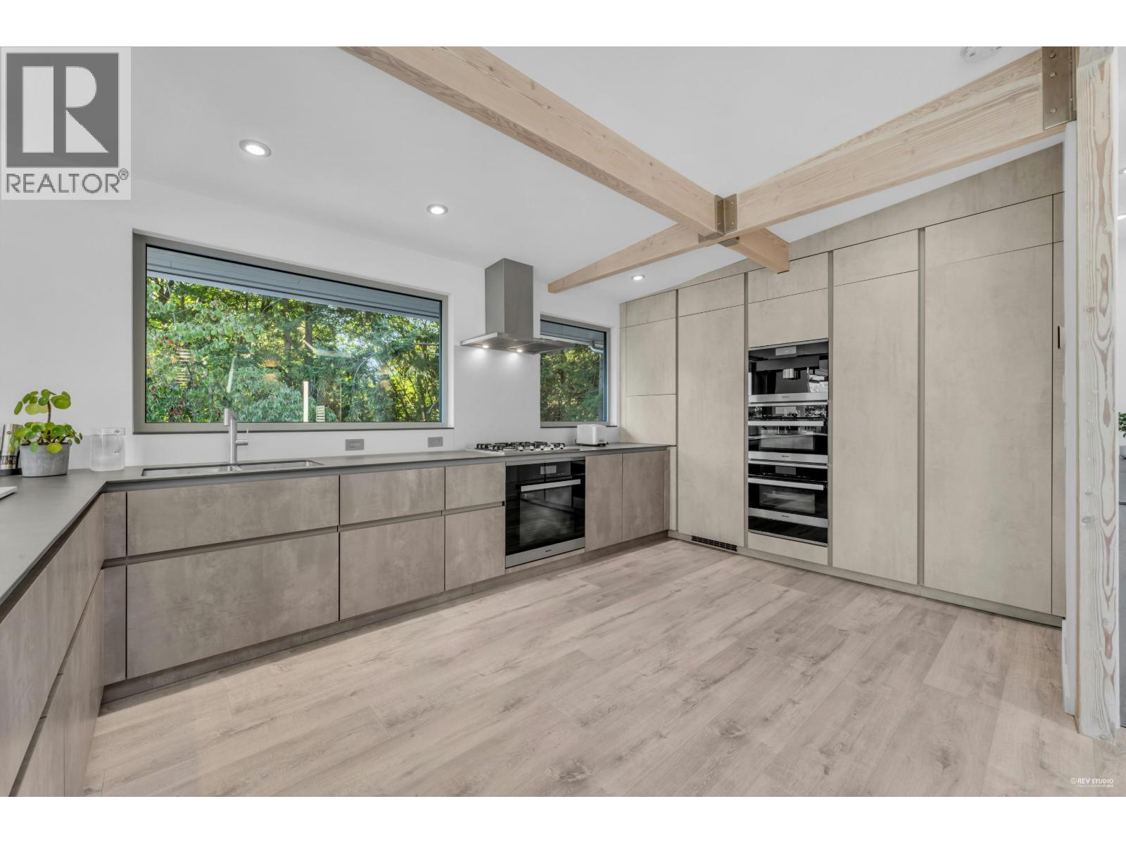 4138 Burkehill Road, West Vancouver, British Columbia  V7V 3M4 - Photo 19 - R3057674