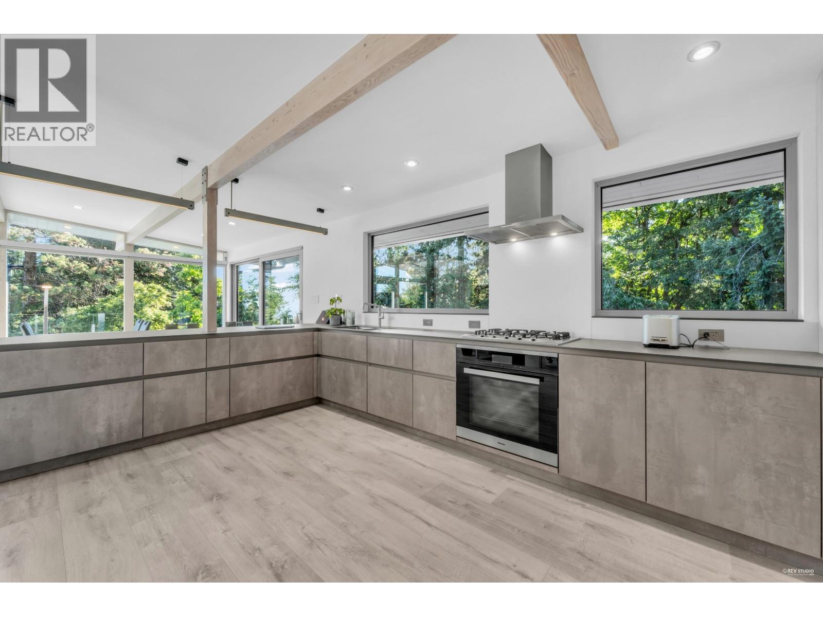 4138 Burkehill Road, West Vancouver, British Columbia  V7V 3M4 - Photo 21 - R3057674
