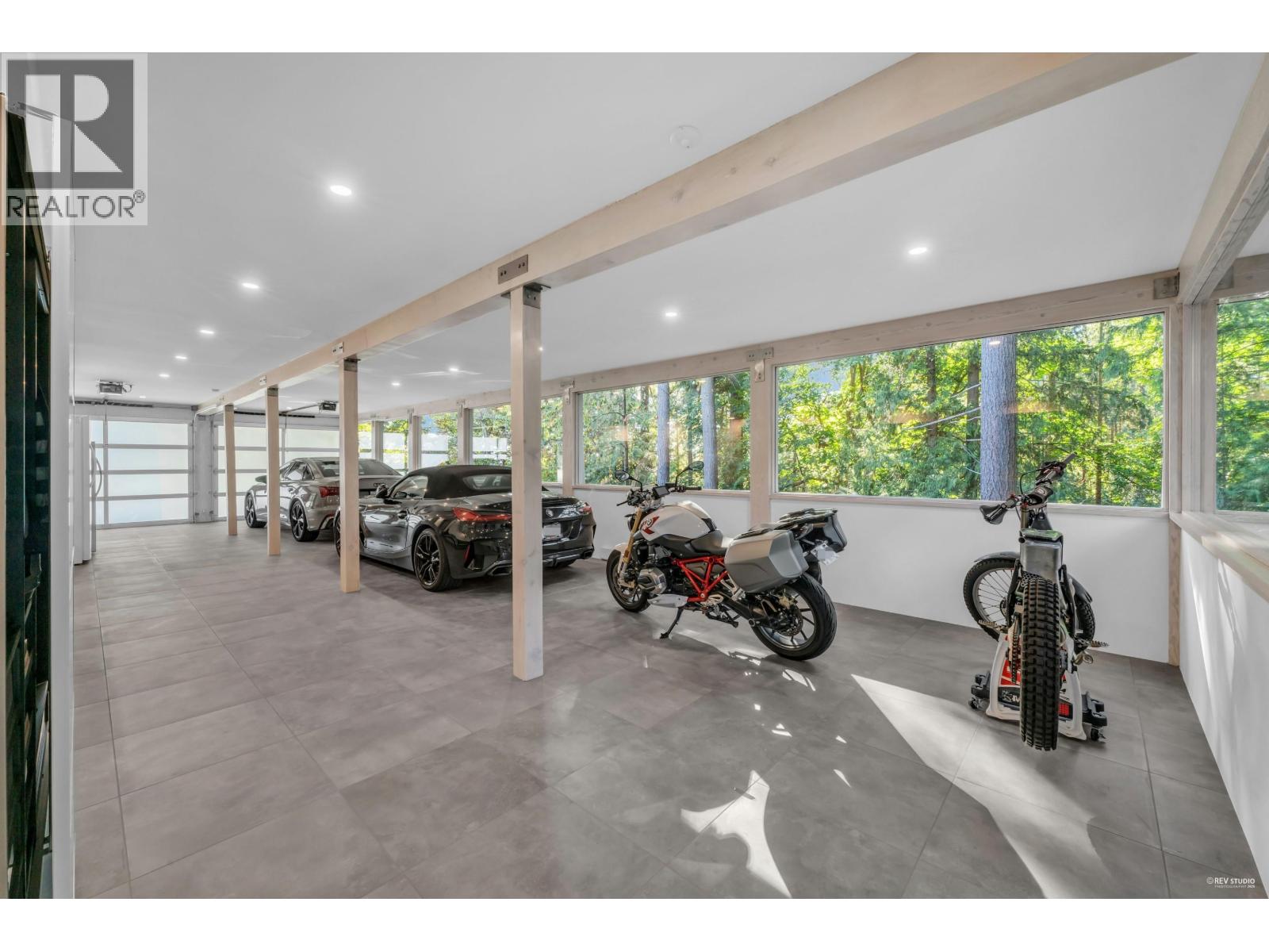 4138 Burkehill Road, West Vancouver, British Columbia  V7V 3M4 - Photo 35 - R3057674