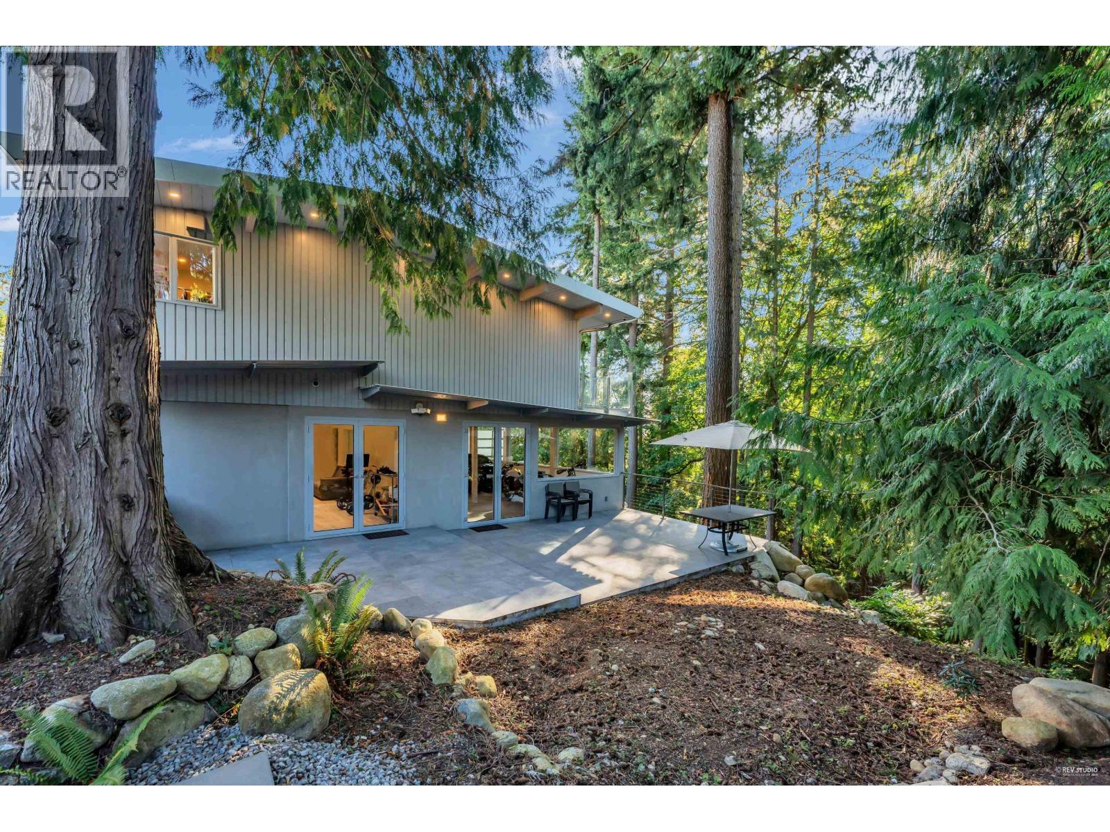 4138 Burkehill Road, West Vancouver, British Columbia  V7V 3M4 - Photo 4 - R3057674
