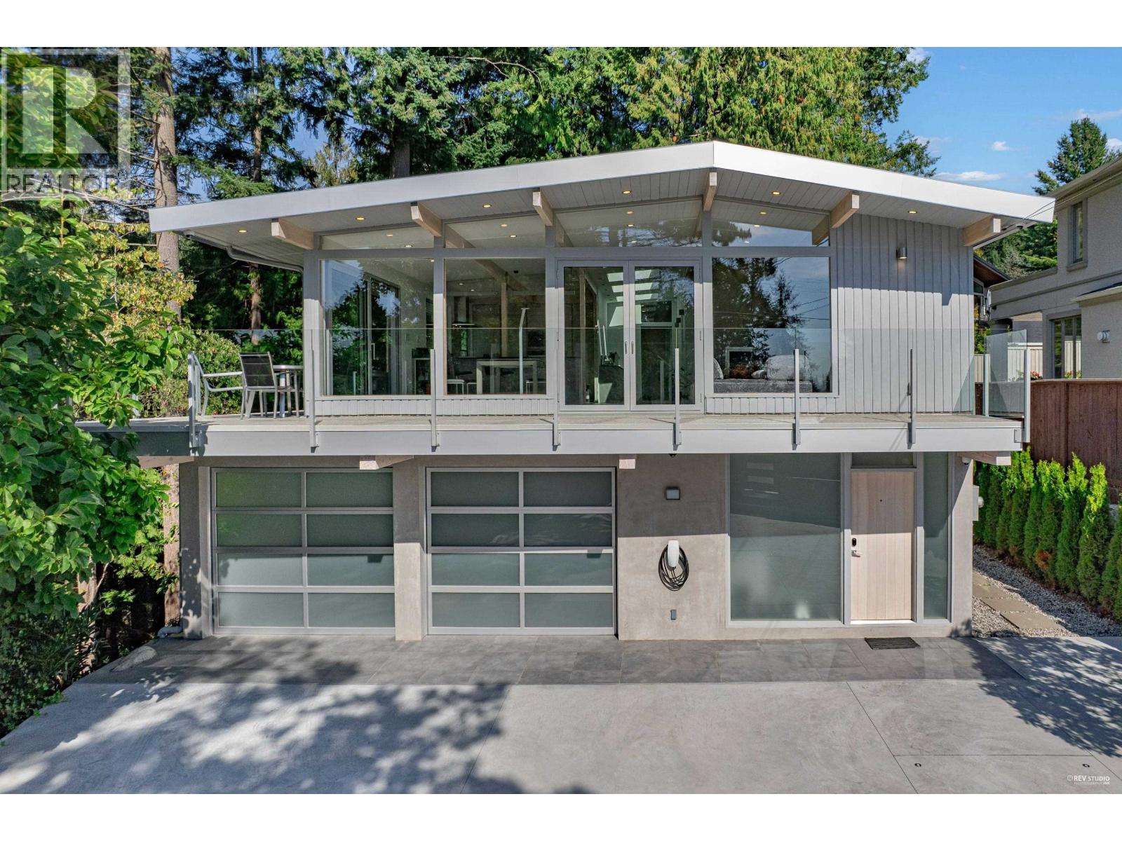 4138 Burkehill Road, West Vancouver, British Columbia  V7V 3M4 - Photo 6 - R3057674