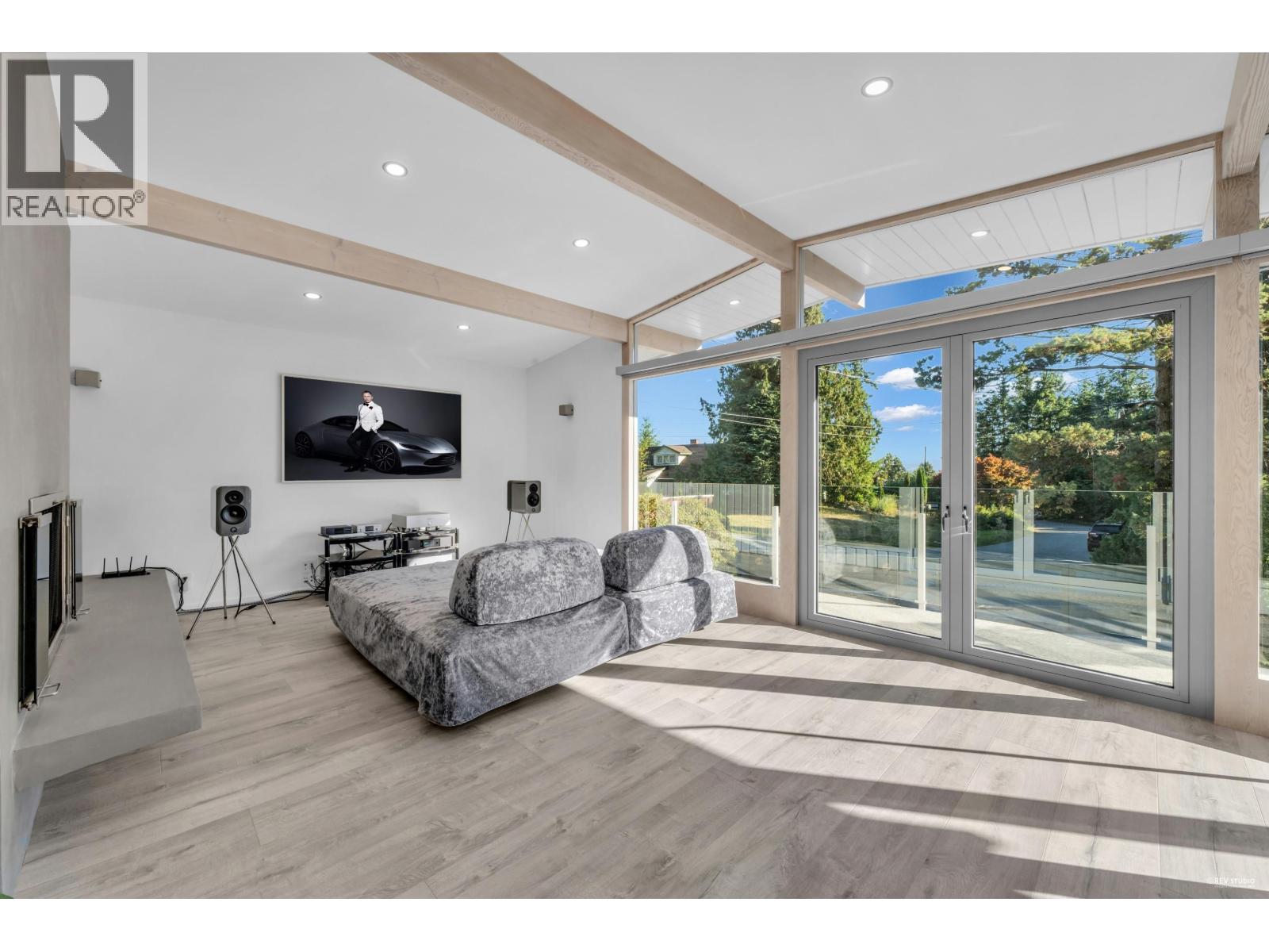 4138 Burkehill Road, West Vancouver, British Columbia  V7V 3M4 - Photo 8 - R3057674