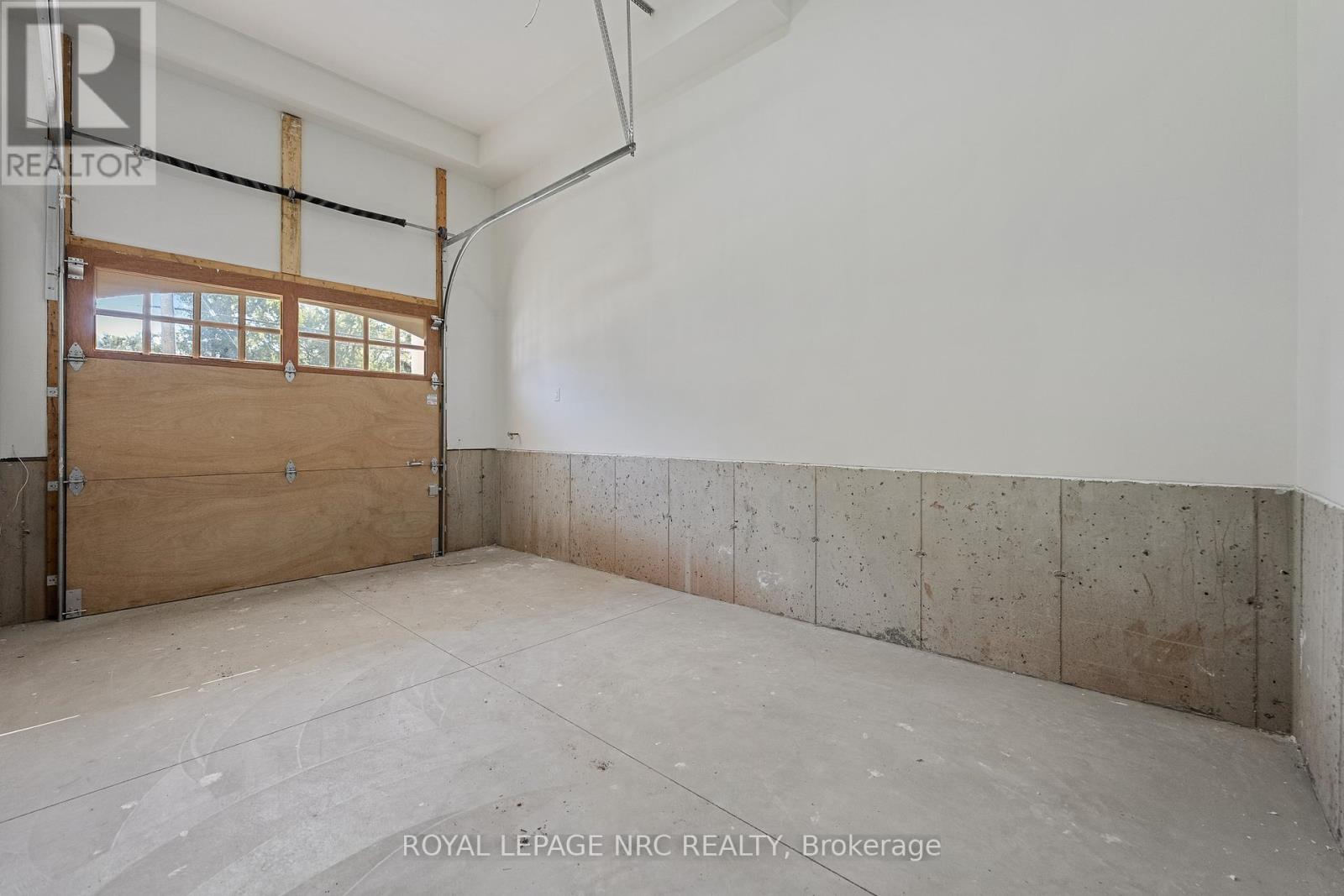 4062 Glenspring Road, Fort Erie, Ontario  L0S 1B0 - Photo 38 - X12456133
