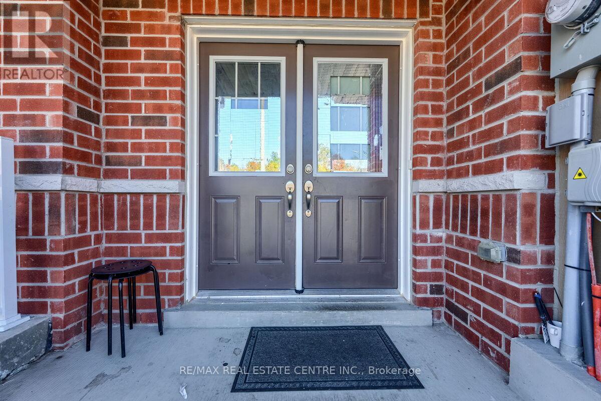 1193 Kettering Drive, Oshawa, Ontario  L1K 1A6 - Photo 4 - E12457933