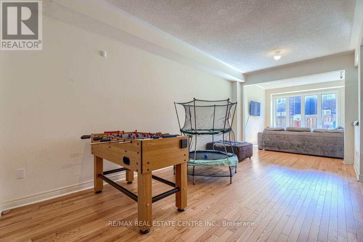 1193 Kettering Drive, Oshawa, Ontario  L1K 1A6 - Photo 7 - E12457933