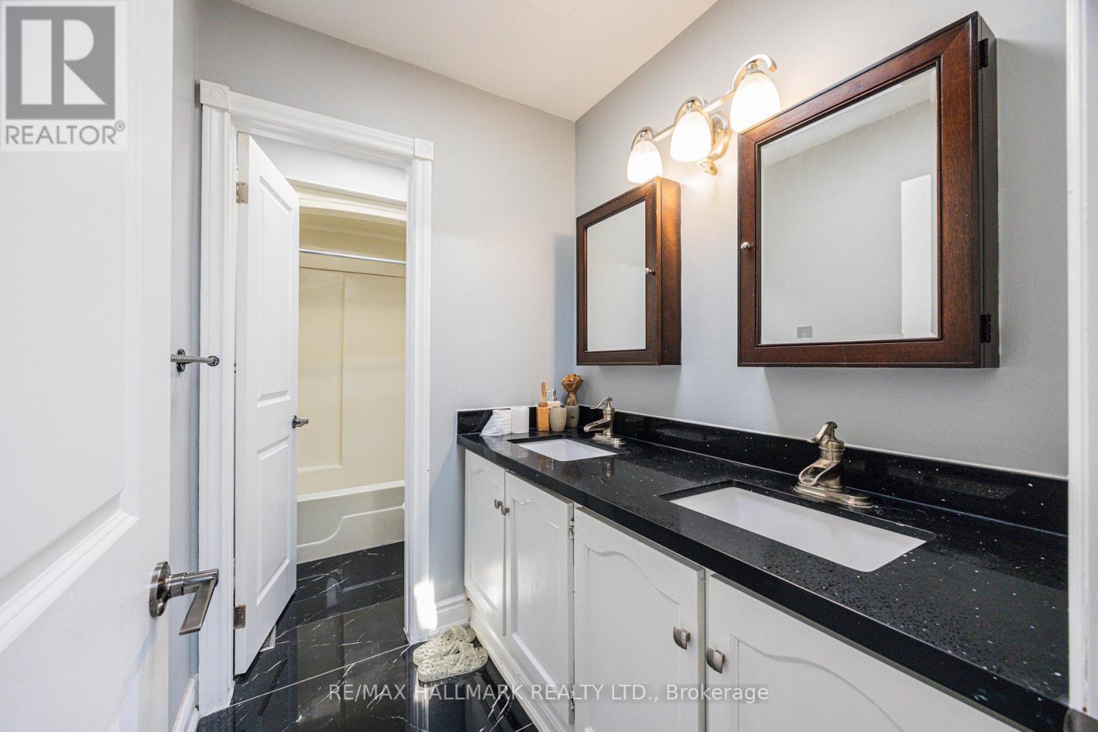 95 Caines Avenue, Toronto, Ontario  M2R 2L2 - Photo 22 - C12445792