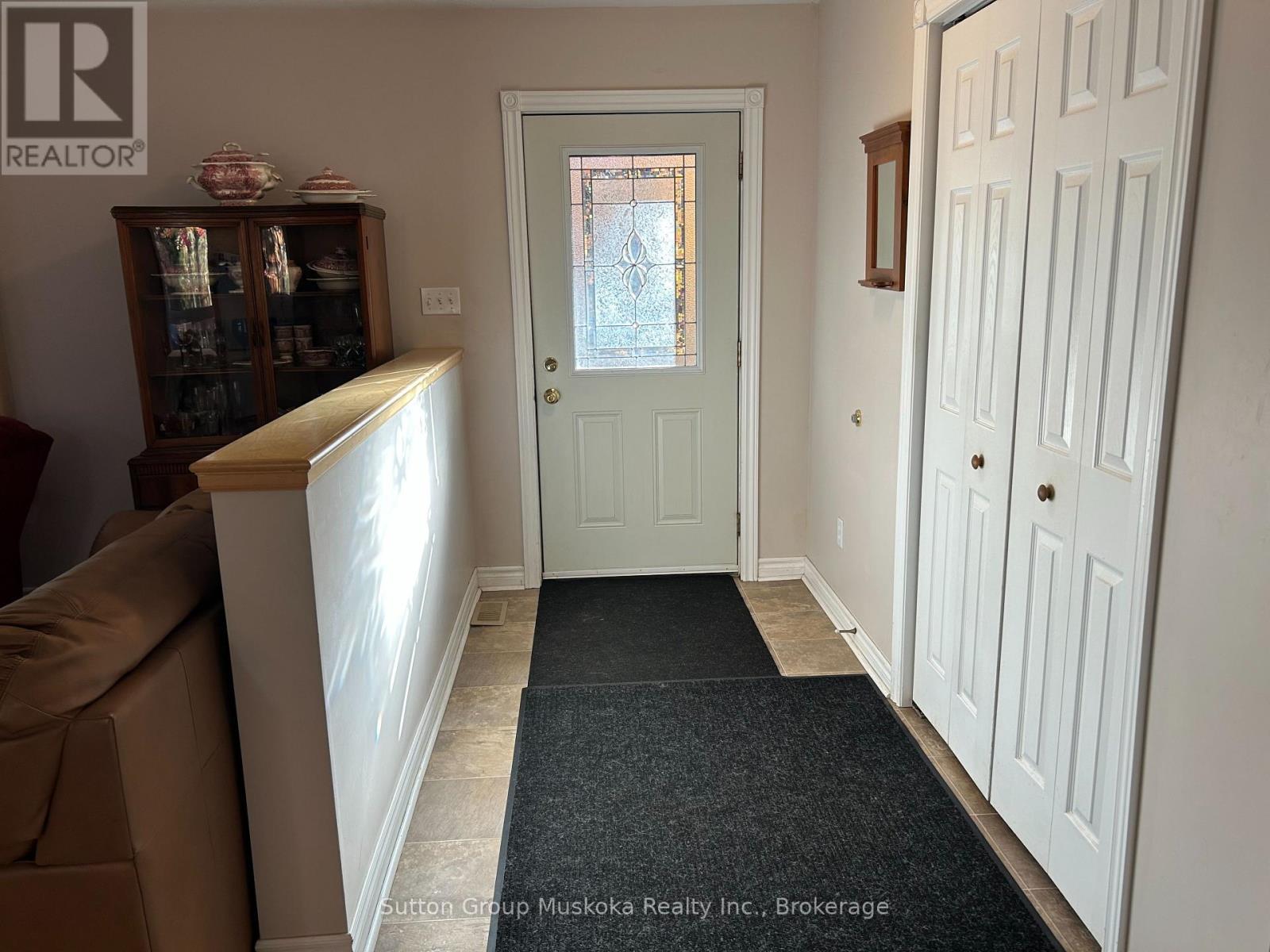2448 Ravenscliffe Road, Huntsville, Ontario  P1H 2J2 - Photo 2 - X12457942