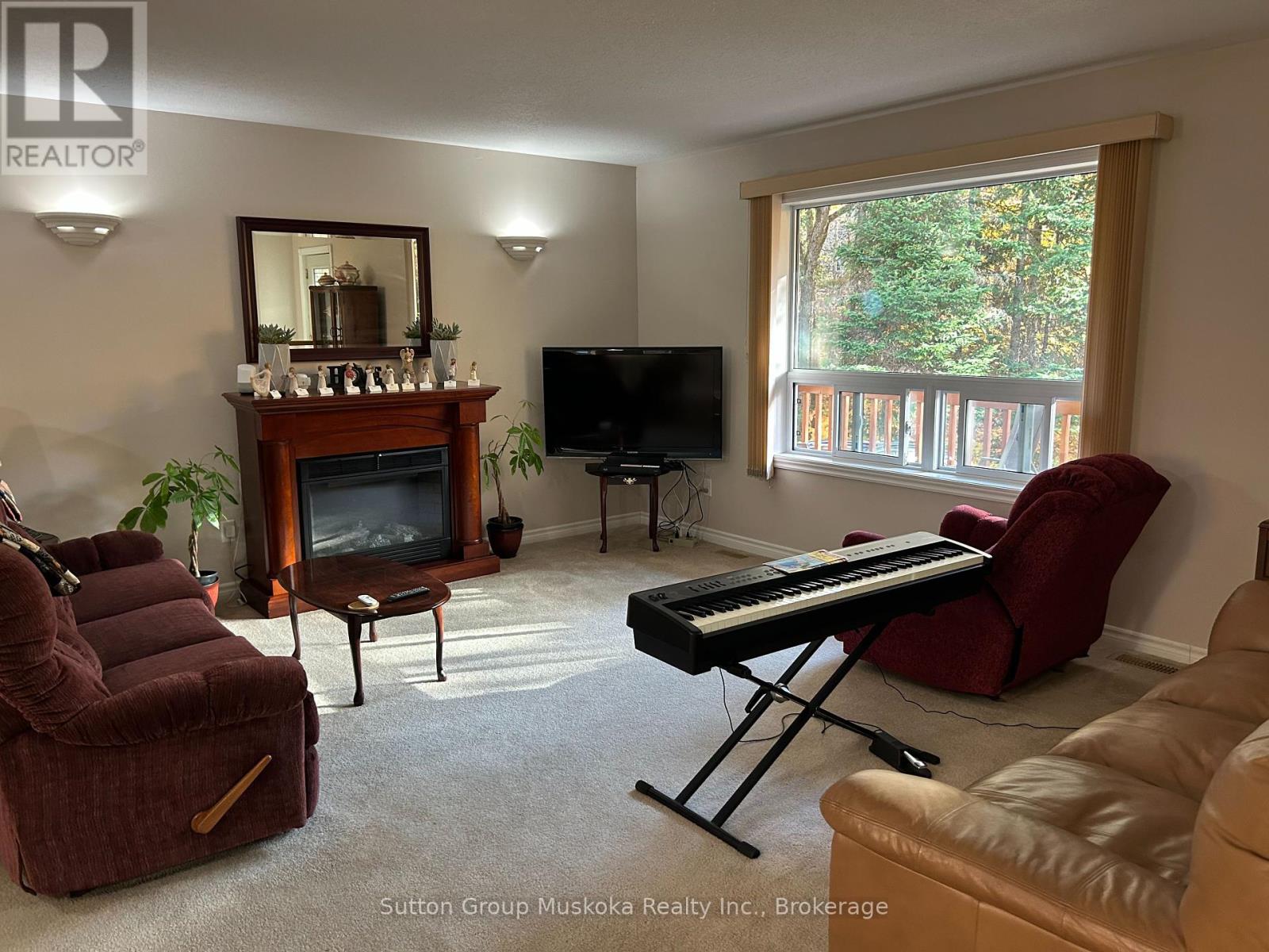 2448 Ravenscliffe Road, Huntsville, Ontario  P1H 2J2 - Photo 5 - X12457942