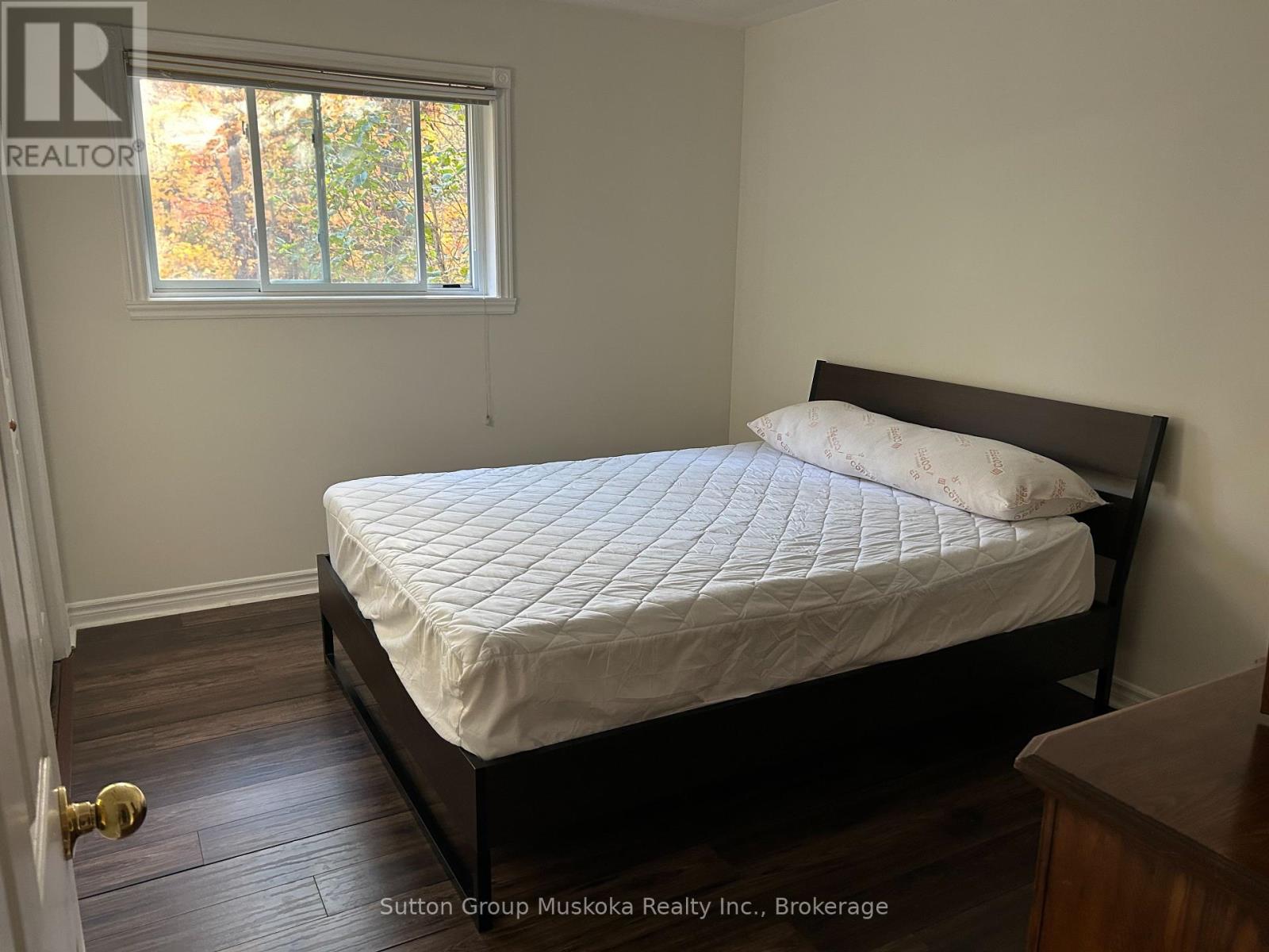 2448 Ravenscliffe Road, Huntsville, Ontario  P1H 2J2 - Photo 8 - X12457942